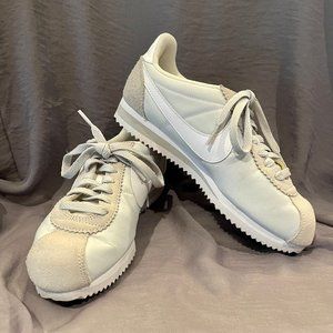 Nike Women's Classic Nylon Cortez Gray/Light Blue Size 6.5